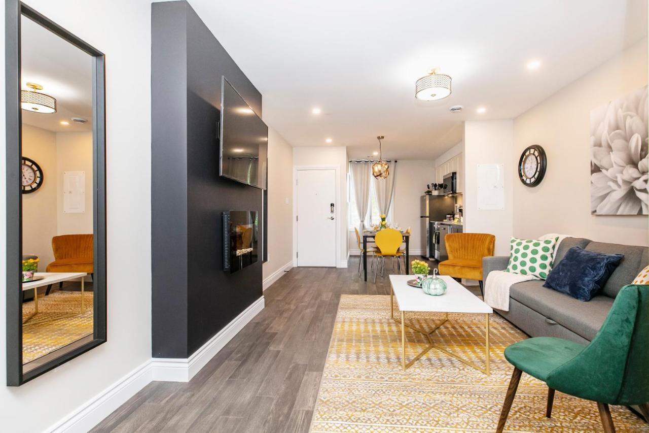 Апартаменти Luxury 1Br With King Bed - Steps From Byward Market! Оттава Екстер'єр фото